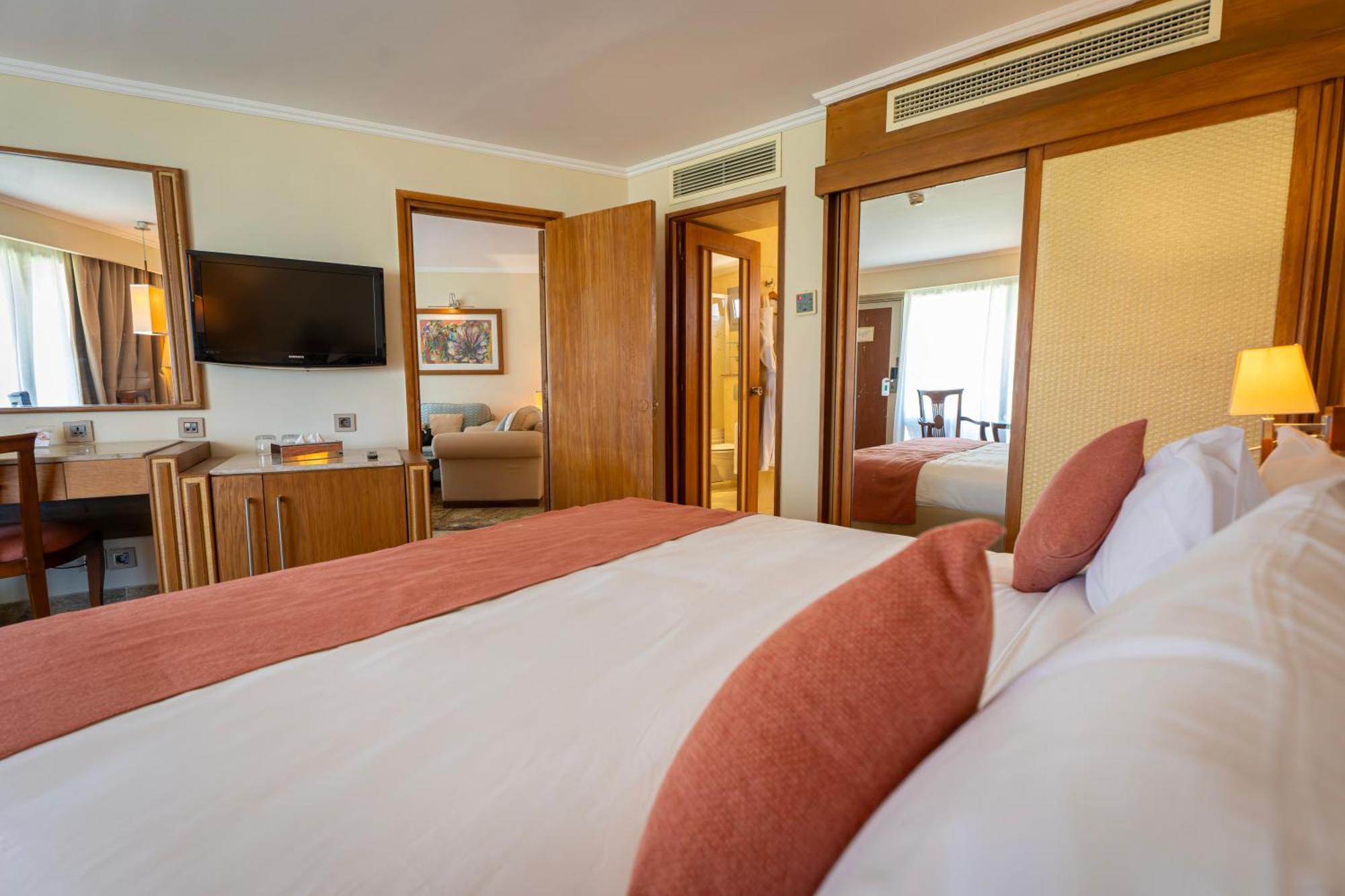 Jolie Ville Hotel & Spa Kings Island Luxor Exterior foto Suite