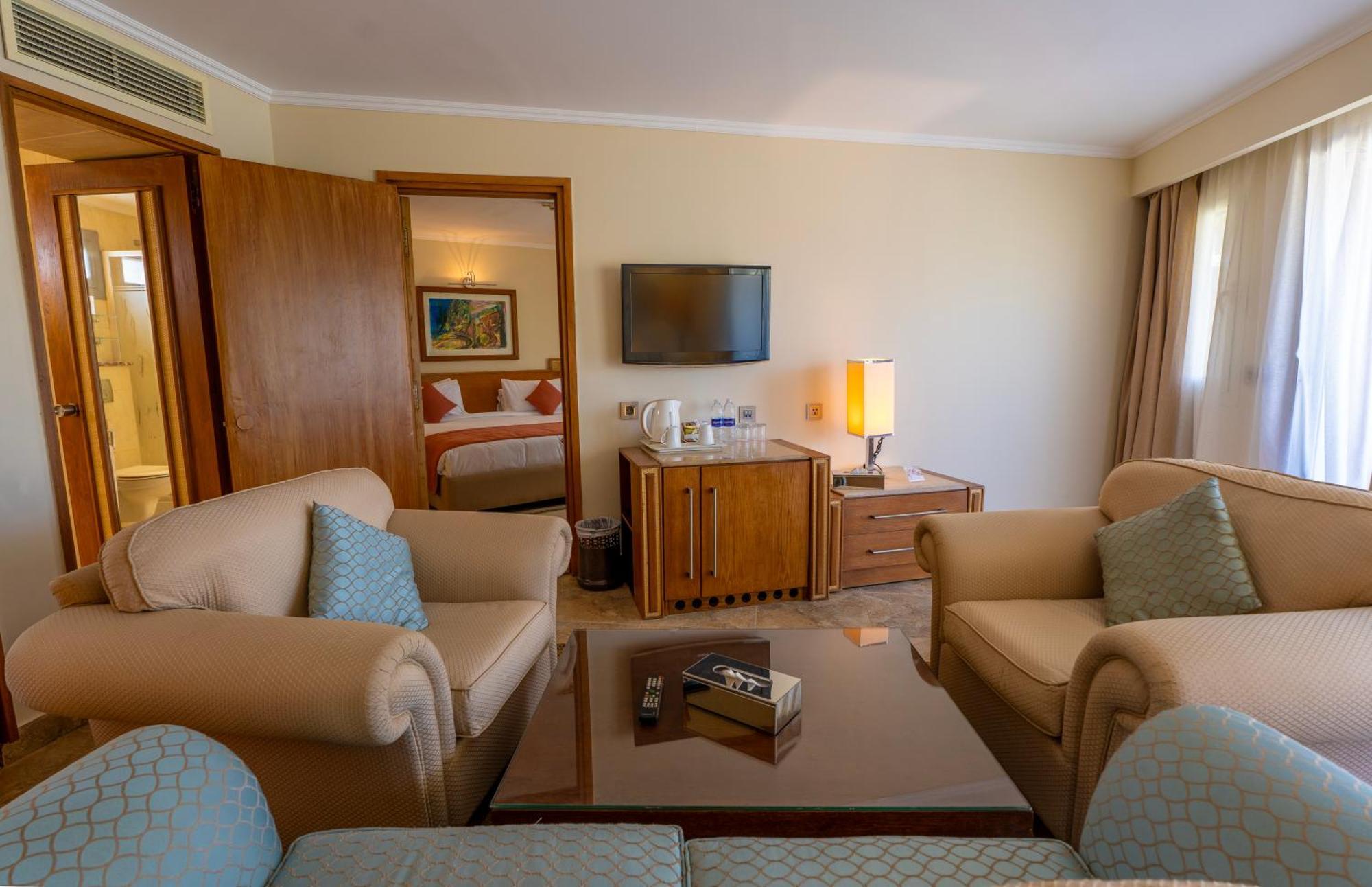 Jolie Ville Hotel & Spa Kings Island Luxor Exterior foto Suite at the Hilton Sharm El Sheikh